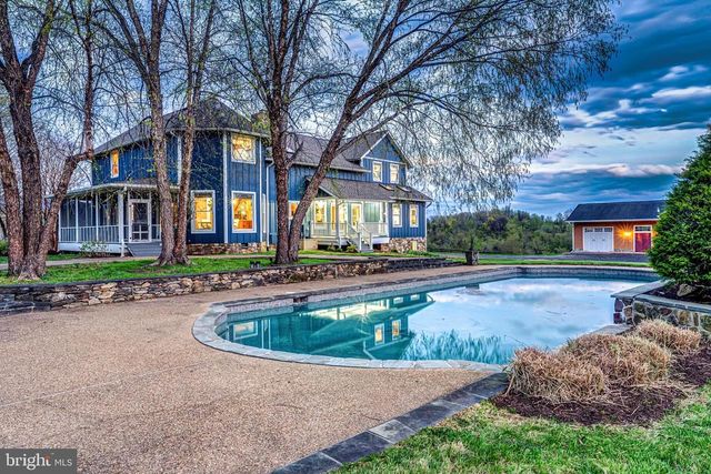 11597 LEEDS CHAPEL LN, Markham, VA 22643