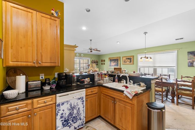 8855 Radcliff Drive NW 9d, Calabash, NC 28467