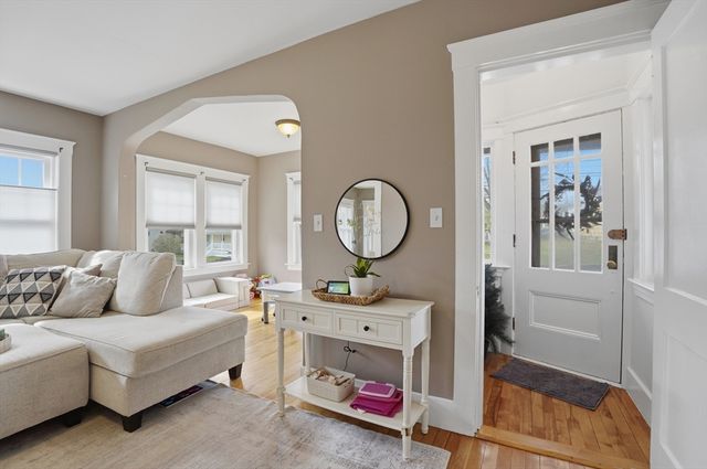 201 West St, Leominster, MA 01453