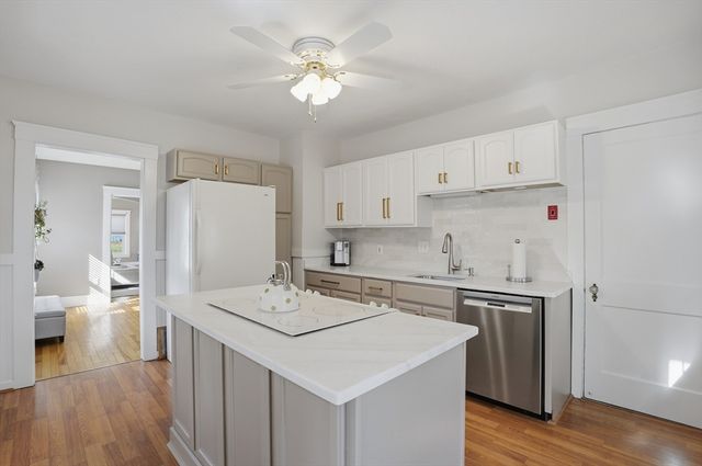 201 West St, Leominster, MA 01453