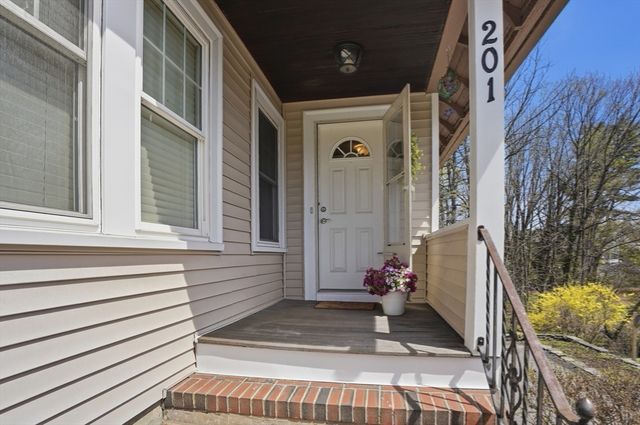 201 West St, Leominster, MA 01453