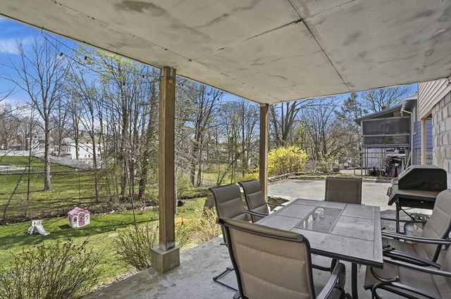 201 West St, Leominster, MA 01453