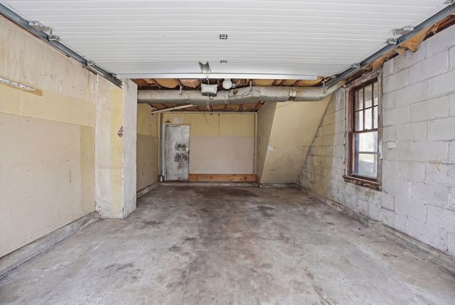 201 West St, Leominster, MA 01453