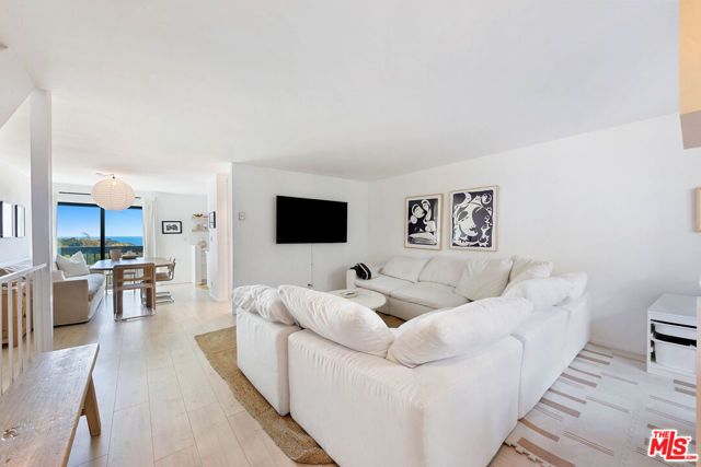 29239 HEATHERCLIFF Road 4, Malibu, CA 90265