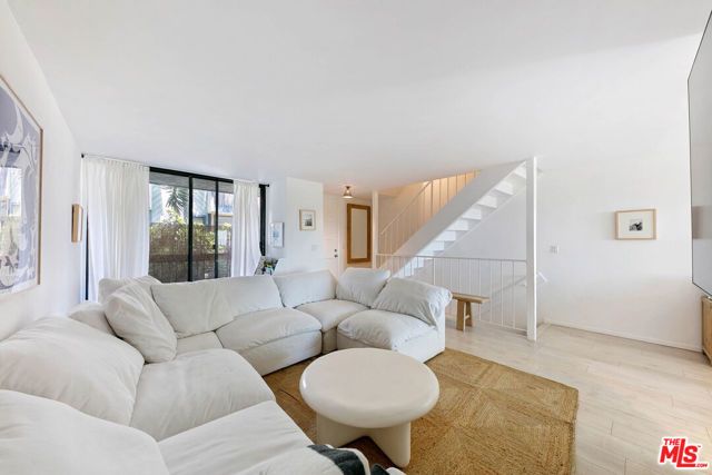 29239 HEATHERCLIFF Road 4, Malibu, CA 90265