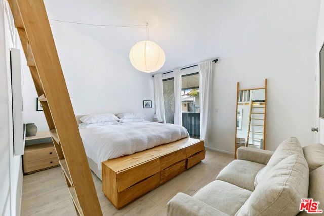 29239 HEATHERCLIFF Road 4, Malibu, CA 90265