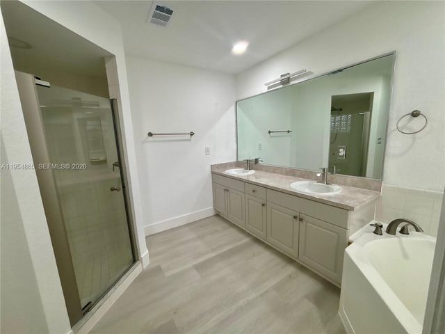 142 SW 34th PL, Other City - In The State Of Florida, FL 33991