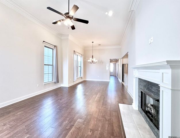 14022 Knoll Park Place, Baton Rouge, LA 70808