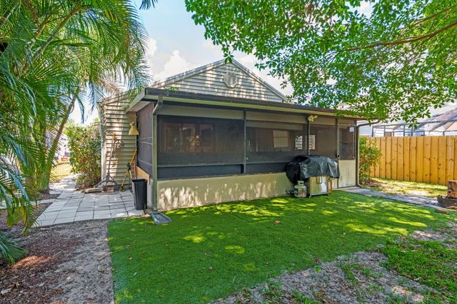 5710 Dewberry Way, West Palm Beach, FL 33415