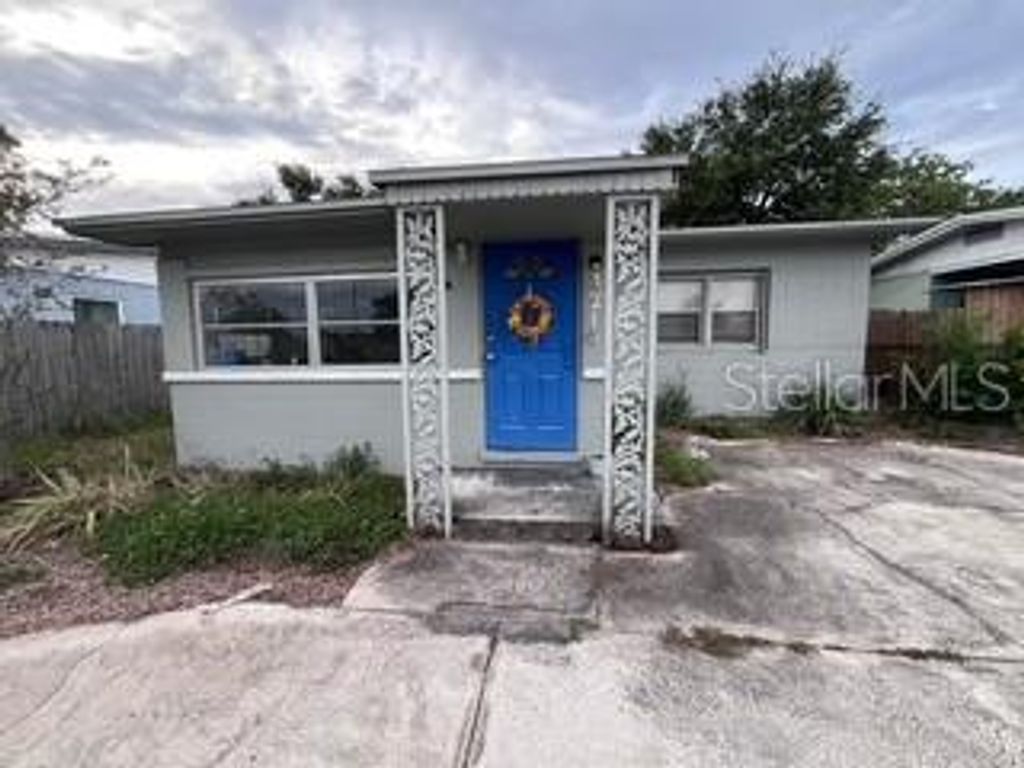 4219 5TH AVENUE N, St Petersburg, FL 33713