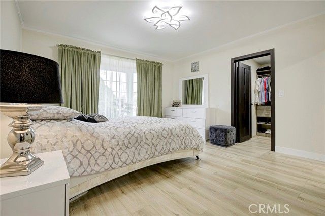 15556 Valerio, Van Nuys (los Angeles), CA 91406