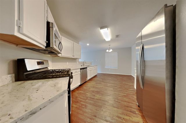19538 Shady Bank Drive, Tomball, TX 77375