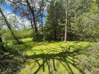 2356 S DYE Road, Flint Charter Township, MI 48532