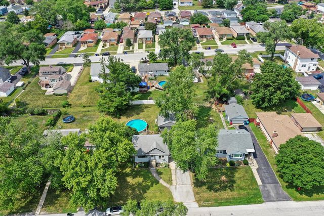 3820 W 117th Street, Alsip, IL 60803