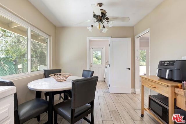22525 Dardenne Street, Calabasas, CA 91302