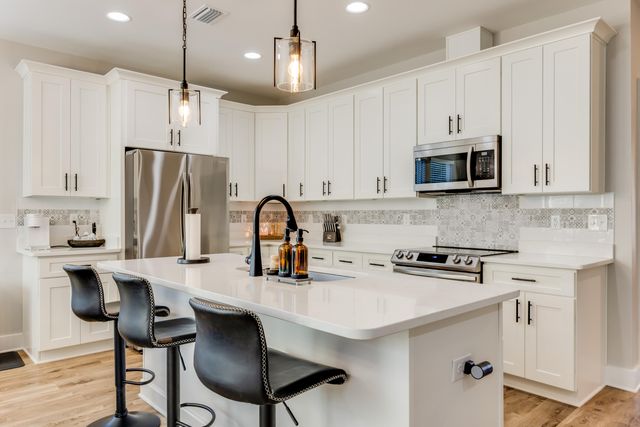 4198 Mainsail Drive, Niceville, FL 32578