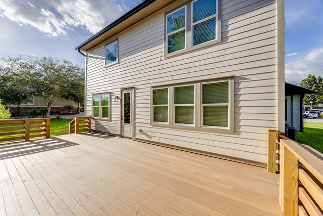 4198 Mainsail Drive, Niceville, FL 32578