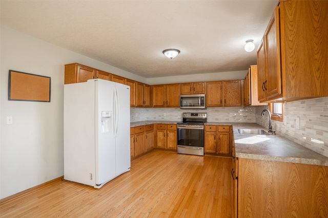 504 5th Street NW, Altoona, IA 50009