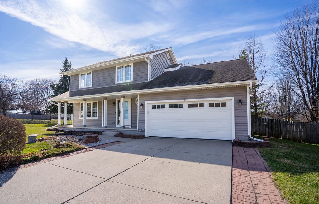 504 5th Street NW, Altoona, IA 50009