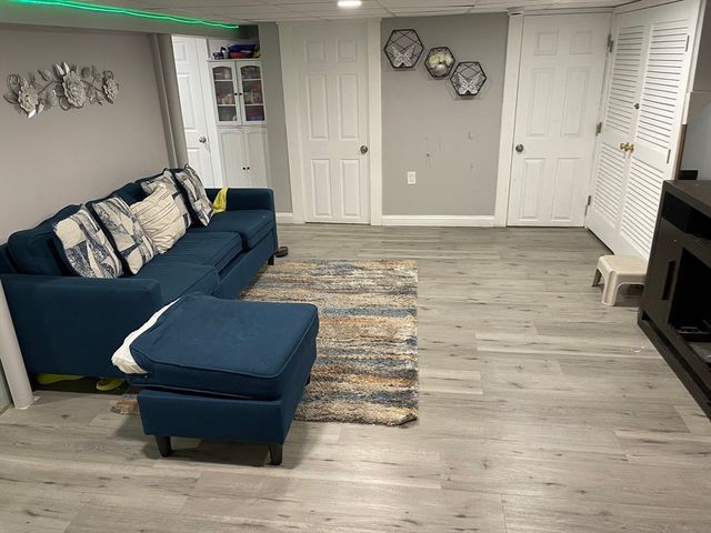 1177 Main St, Leominster, MA 01453