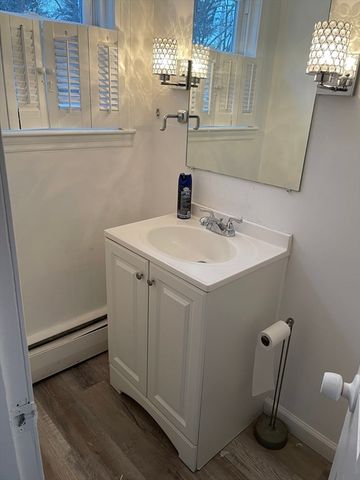 1177 Main St, Leominster, MA 01453