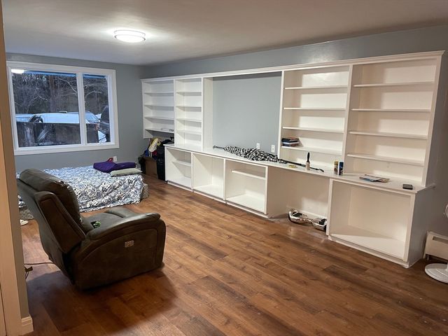 1177 Main St, Leominster, MA 01453