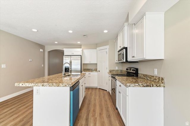 857 W 225 S, Springville, UT 84663
