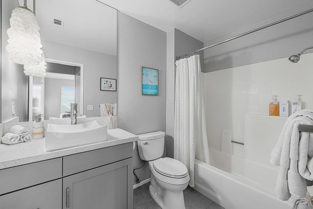 353 N Hermosa Drive 9c2, Palm Springs, CA 92262