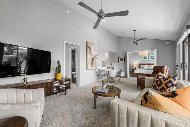 353 N Hermosa Drive 9c2, Palm Springs, CA 92262