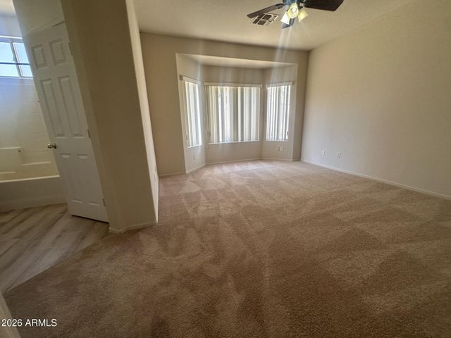 3726 E LONGHORN Drive, Gilbert, AZ 85297