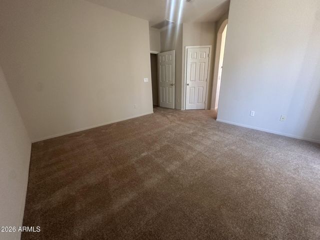 3726 E LONGHORN Drive, Gilbert, AZ 85297