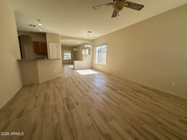 3726 E LONGHORN Drive, Gilbert, AZ 85297