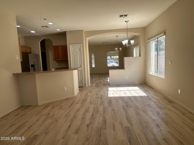 3726 E LONGHORN Drive, Gilbert, AZ 85297