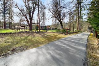 121 Wellock Road, Lewiston, CA 96052