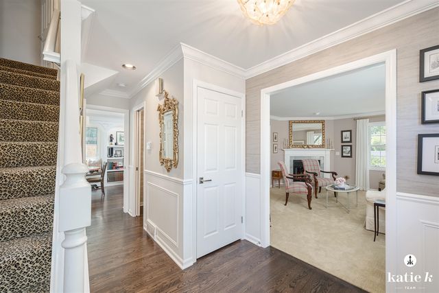 2538 Beechwood Drive, East Grand Rapids, MI 49506