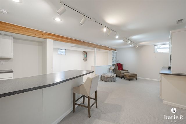 2538 Beechwood Drive, East Grand Rapids, MI 49506