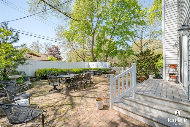 2538 Beechwood Drive, East Grand Rapids, MI 49506