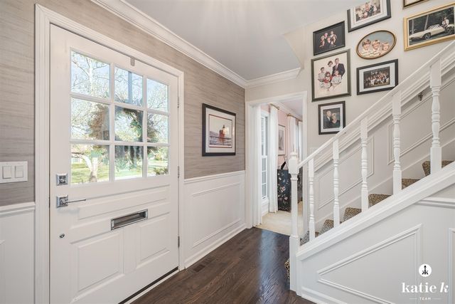 2538 Beechwood Drive, East Grand Rapids, MI 49506