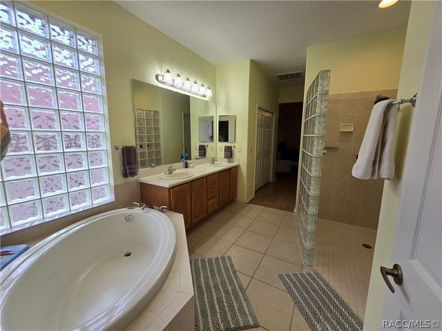 619 W Doerr Path, Hernando, FL 34442
