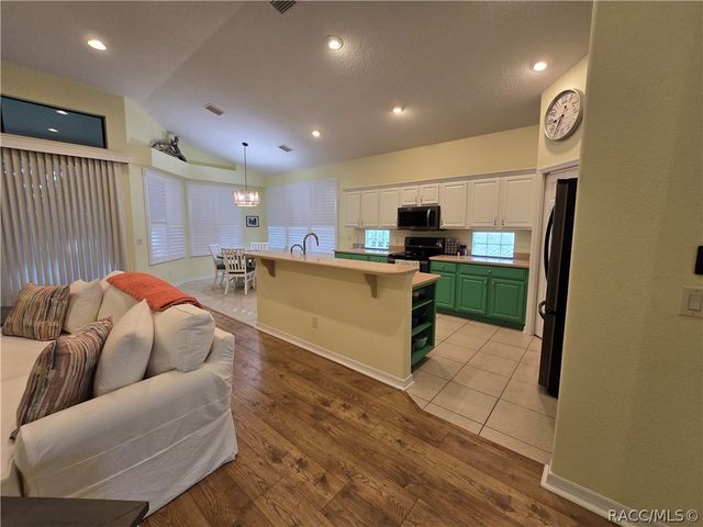 619 W Doerr Path, Hernando, FL 34442