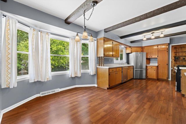 1730 N 118th STREET, Wauwatosa, WI 53226