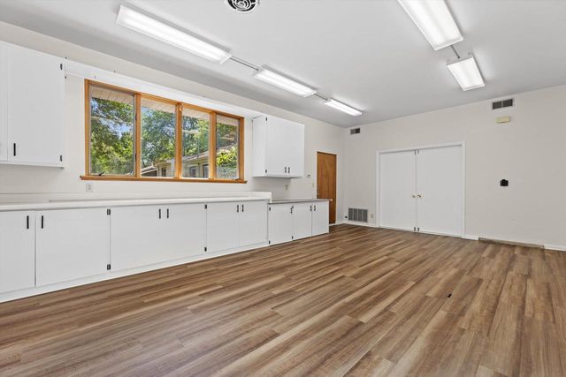 1730 N 118th STREET, Wauwatosa, WI 53226