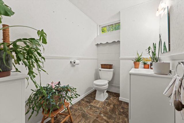 1730 N 118th STREET, Wauwatosa, WI 53226