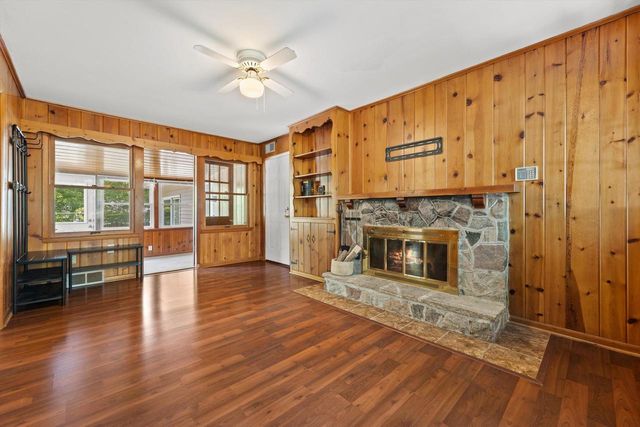 1730 N 118th STREET, Wauwatosa, WI 53226