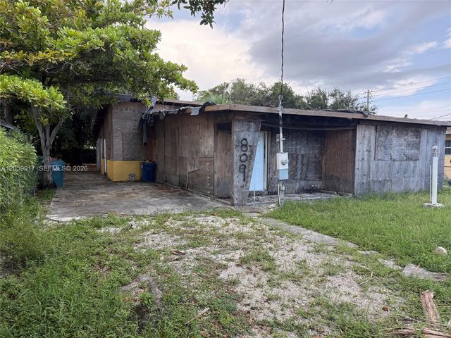 809 NW 108th Street, Miami, FL 33168