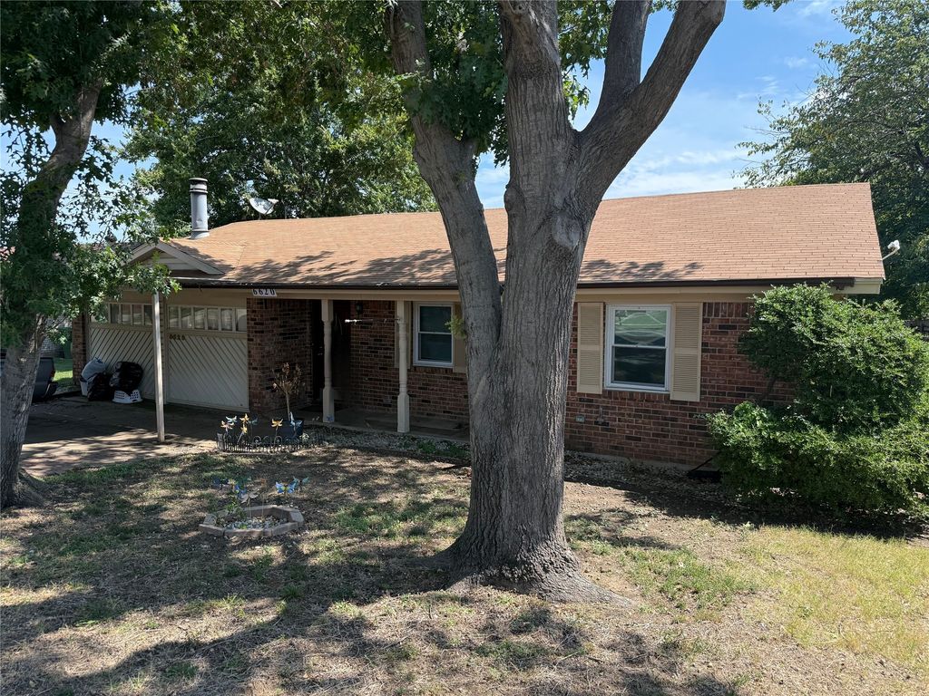 6620 Bernadine Drive, Watauga, TX 76148