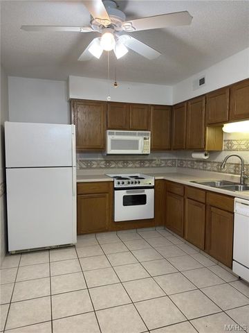 5265 Cricket Glen Court A, St Louis, MO 63129