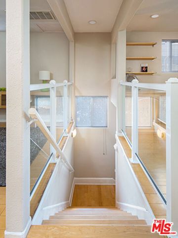 301 N Hudson Avenue, Pasadena, CA 91101