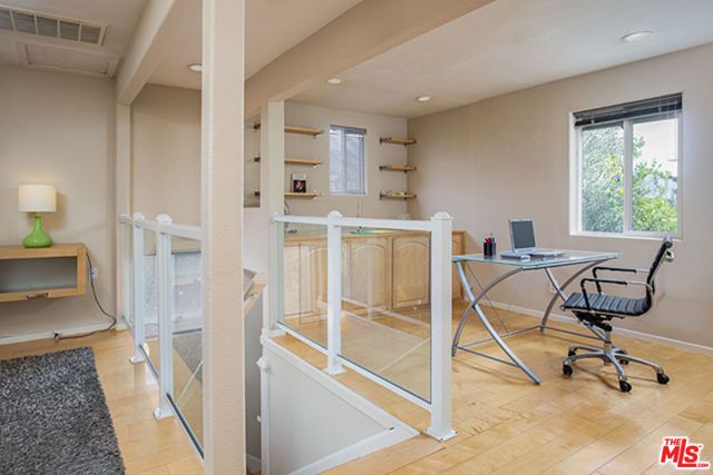 301 N Hudson Avenue, Pasadena, CA 91101