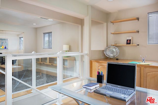 301 N Hudson Avenue, Pasadena, CA 91101